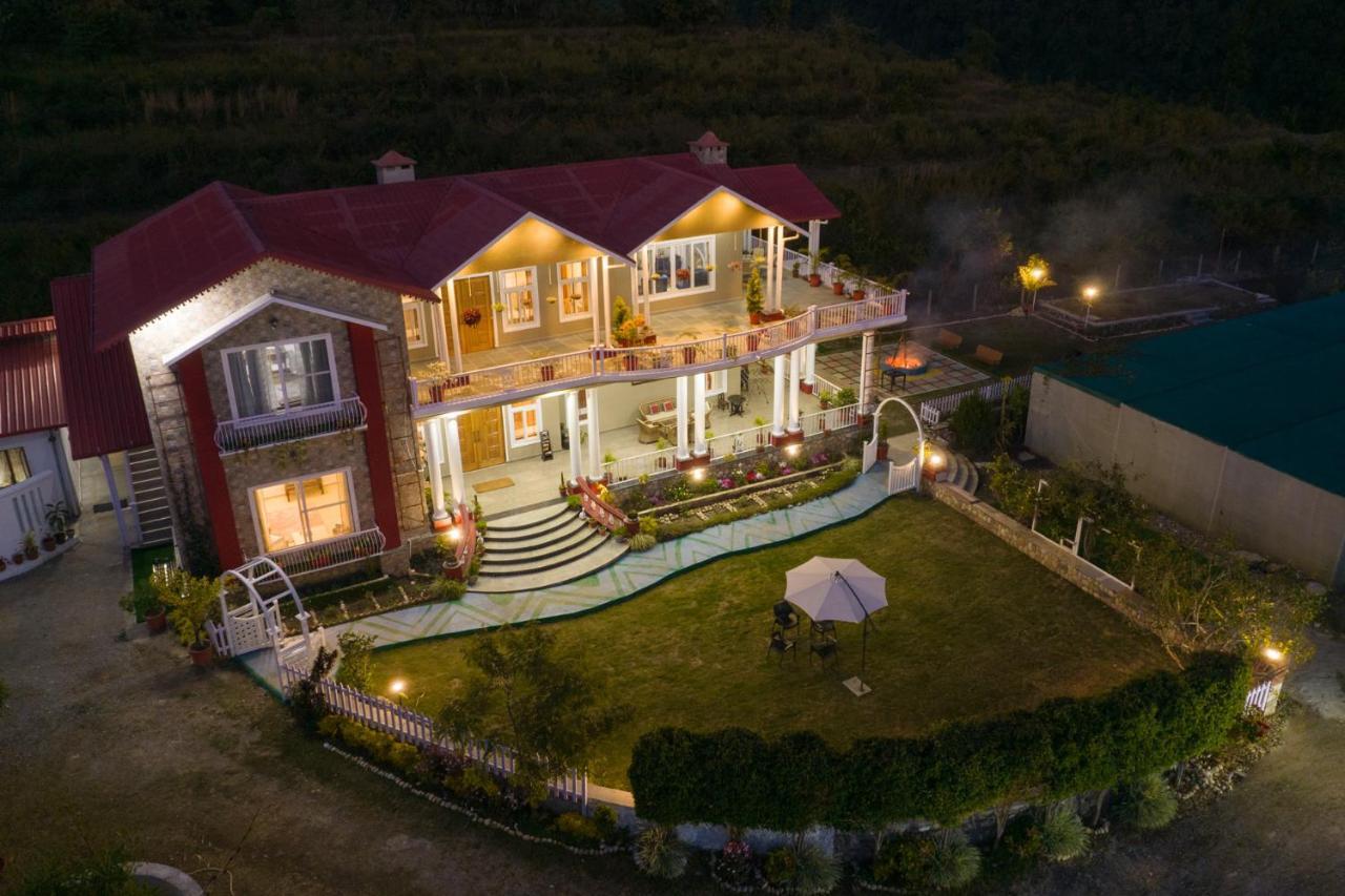 Stayvista At Silveroaks Cottage Dehradun Bagian luar foto