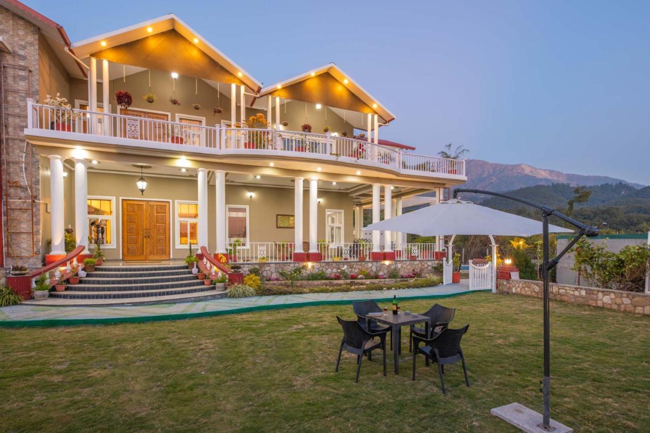 Stayvista At Silveroaks Cottage Dehradun Bagian luar foto