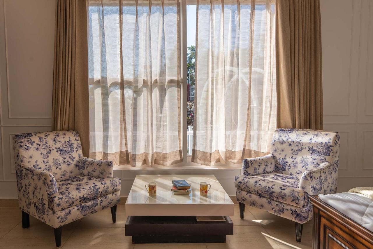 Stayvista At Silveroaks Cottage Dehradun Bagian luar foto